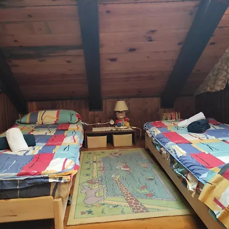 Holiday home - Casa 150m2 Con Jardin Y Barbacoa *