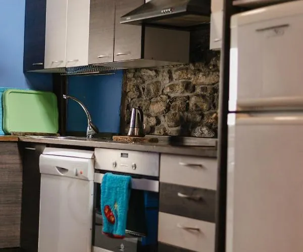 - Casa 150m2 Con Jardin Y Barbacoa * Borau