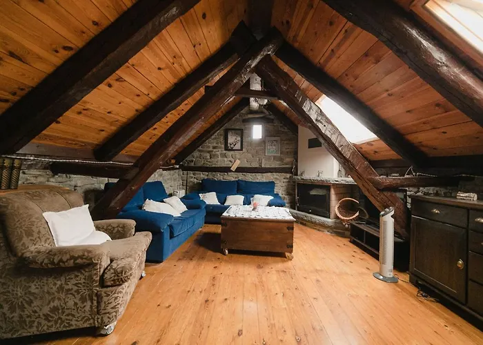 - Casa 150m2 Con Jardin Y Barbacoa Borau